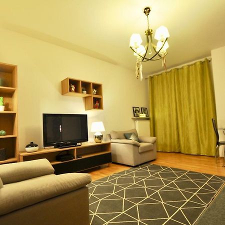 Mlociny Metro Apartment ワルシャワ エクステリア 写真