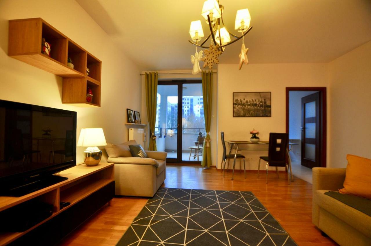 Mlociny Metro Apartment ワルシャワ エクステリア 写真