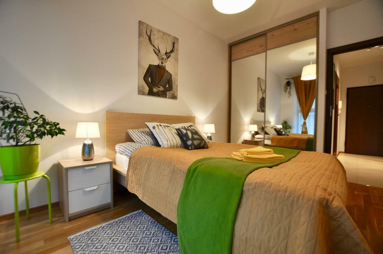 Mlociny Metro Apartment ワルシャワ エクステリア 写真